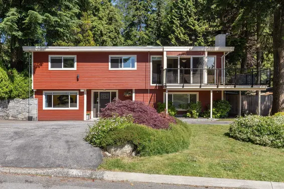 2591 Belloc Street, North Vancouver