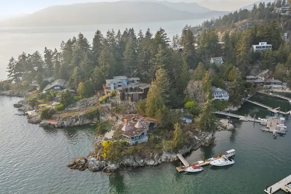 5802 - 5882 Eagle Island, West Vancouver