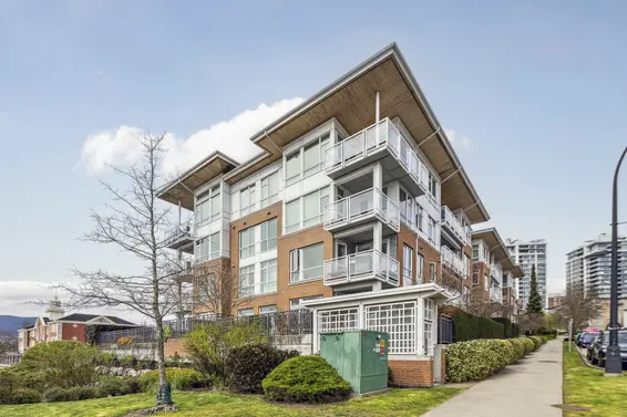 208 717 Chesterfield Avenue, North Vancouver For Sale - image 35