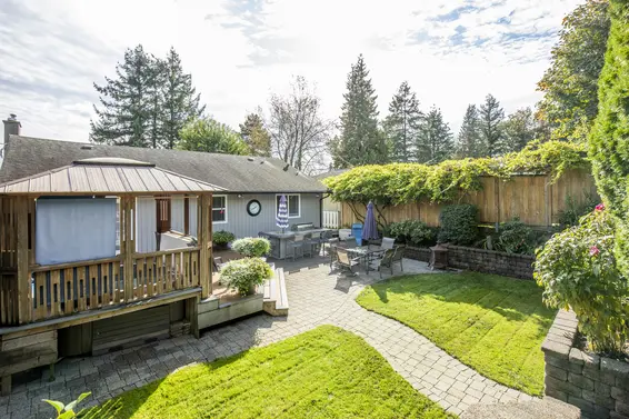 1162 Shavignton Street, North Vancouver For Sale - image 39