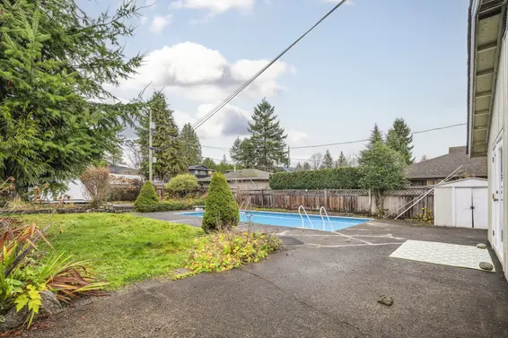 840 East 11th Street, North Vancouver For Sale - image 35