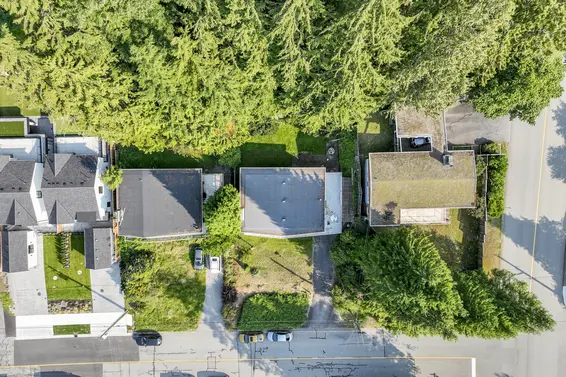 1020 Clements Avenue, North Vancouver For Sale - image 3