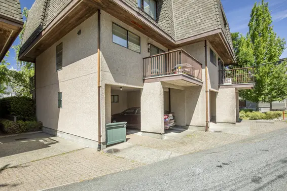 2 220 West 16th Street, North Vancouver For Sale - image 28