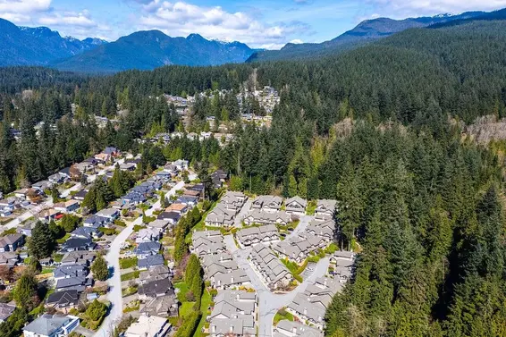 29 1550 Larkhall Crescent, North Vancouver