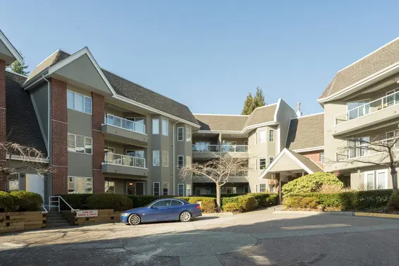 315 2020 Cedar Village Crescent, North Vancouver For Sale - image 27