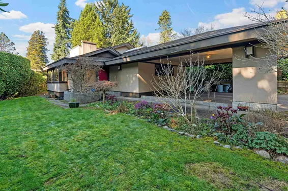 4341 Erwin Drive, West Vancouver