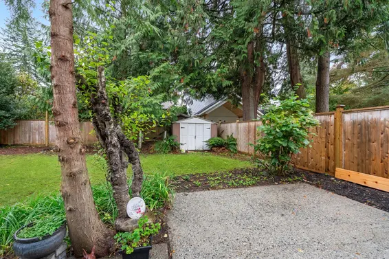 1129 West 24 Street, North Vancouver For Sale - image 28