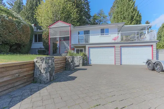 1352 East 16th Street, North Vancouver
