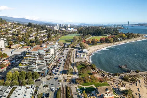 209 1355 Bellevue Avenue, West Vancouver