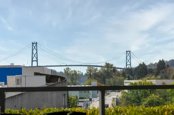 303 866 Arthur Erickson Place, West Vancouver
