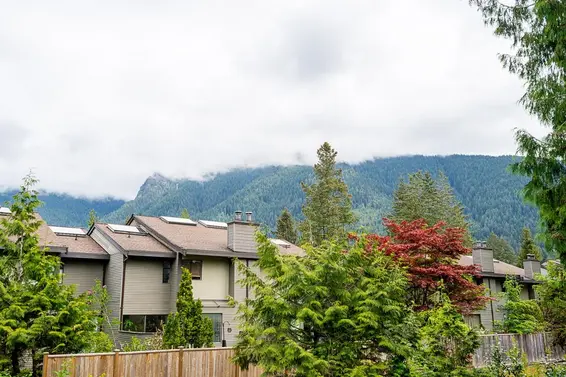 4674 Capilano Road, North Vancouver For Sale - image 37