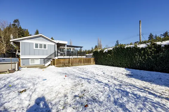 887 East 17th Street, North Vancouver For Sale - image 3