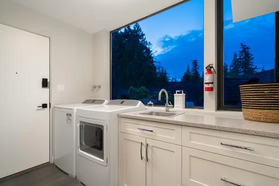 5132 Alderfeild Place, West Vancouver For Sale - image 14