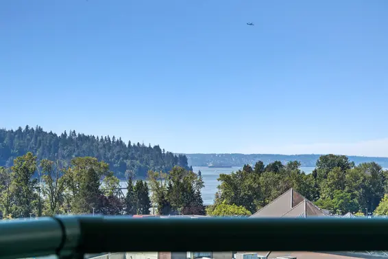 12D 328 Taylor Way, West Vancouver