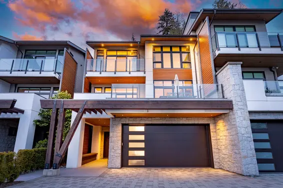 2823 Chippendale Road, West Vancouver