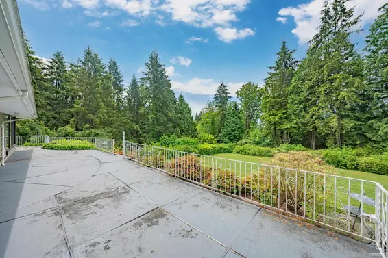 630 Holmbury Place, West Vancouver For Sale - image 15