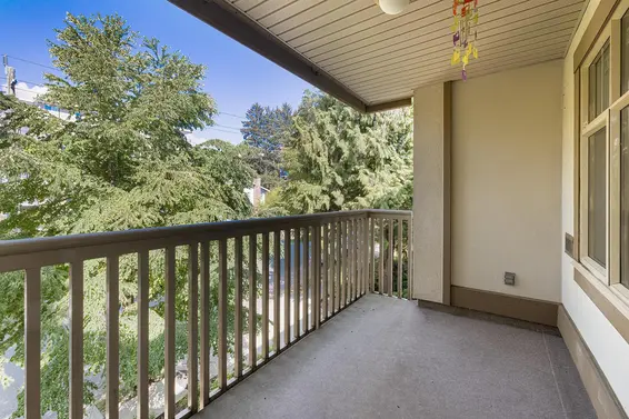 403 2059 Chesterfield Avenue, North Vancouver For Sale - image 5