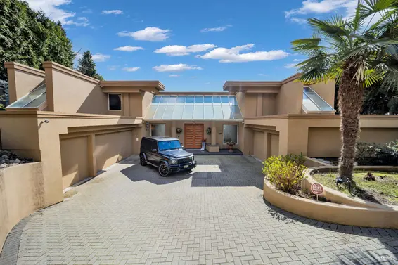 848 Eyremount Drive, West Vancouver