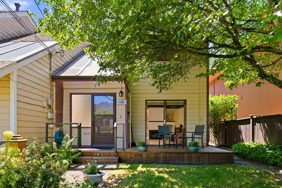 6432 Douglas Street, West Vancouver