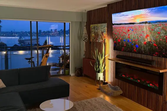 303 441 East 3rd Street, North Vancouver