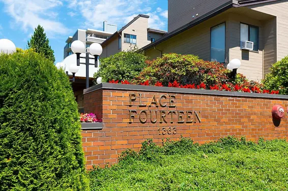 410 1363 Clyde Avenue, West Vancouver