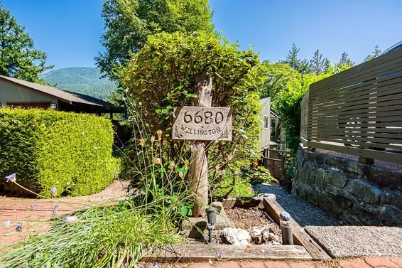 6680 Wellington Avenue, West Vancouver