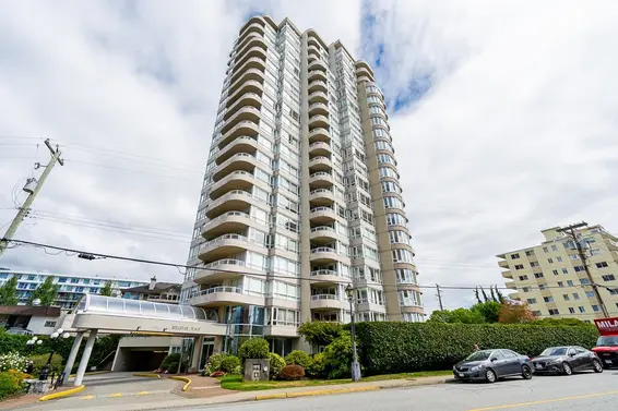 301 2203 Bellevue Avenue, West Vancouver For Sale - image 2