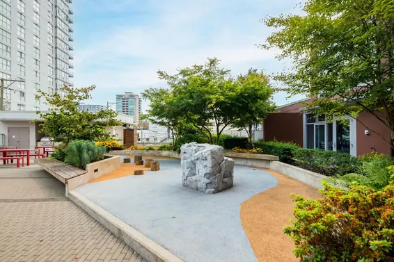 1803 150 West 15 Street, North Vancouver For Sale - image 23