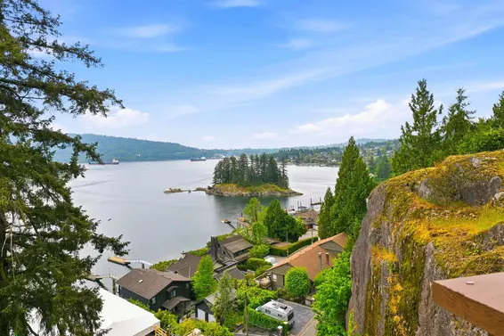 1584 Look Out Point, North Vancouver