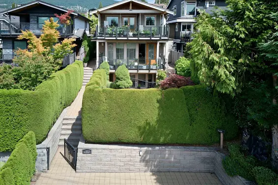 1123 Keith Road, West Vancouver