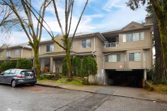 10 815 Tobruck Avenue, North Vancouver