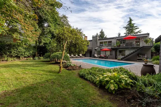 378 East Carisbrooke Road, North Vancouver For Sale - image 1