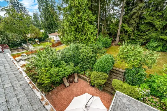 1071 Carnaby Place, North Vancouver For Sale - image 7