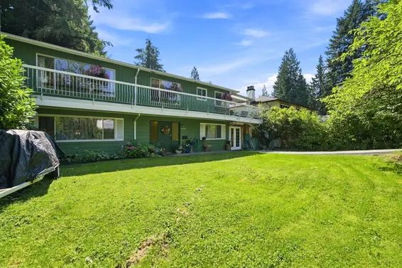 1033 Clements Avenue, North Vancouver