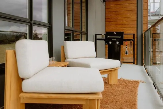 421 3594 Malsum Drive, North Vancouver