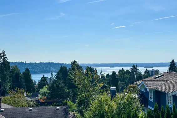 1386 Mathers Avenue, West Vancouver