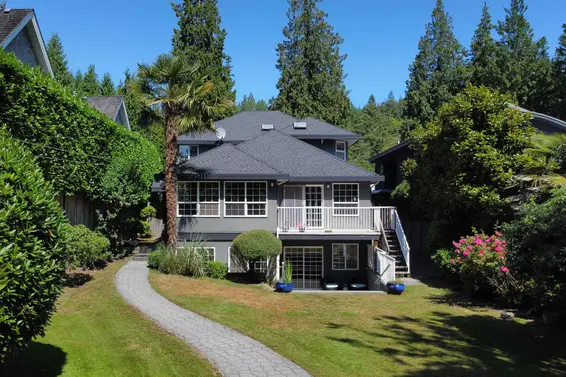 4225 Evergreen Avenue, West Vancouver