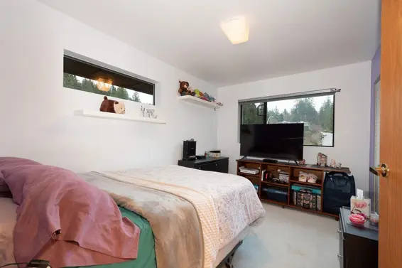 1605 Lockehaven Road, North Vancouver For Sale - image 27