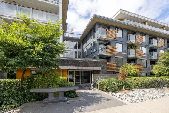 316 221 East 3rd Street, North Vancouver