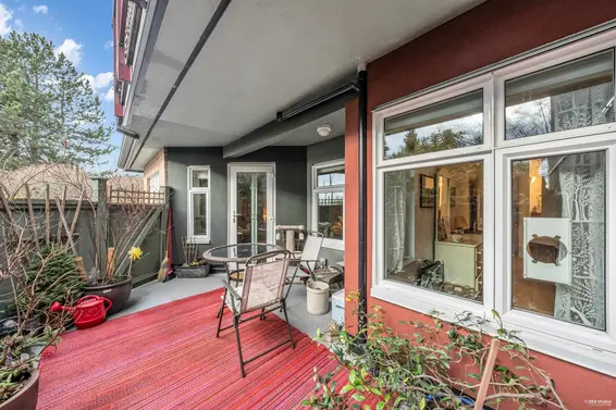 104 2800 Chesterfield Avenue, North Vancouver