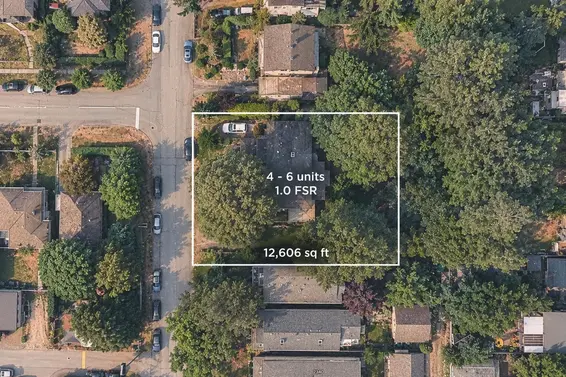 2356 Chesterfield Avenue, North Vancouver