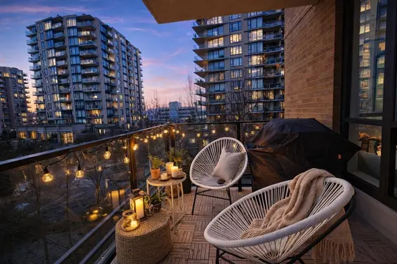 403 170 West 1st Street, North Vancouver