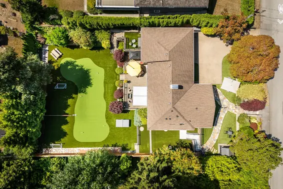 1924 Fulton Avenue, West Vancouver