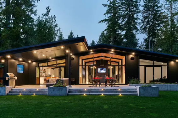 2409 Windridge Drive, North Vancouver