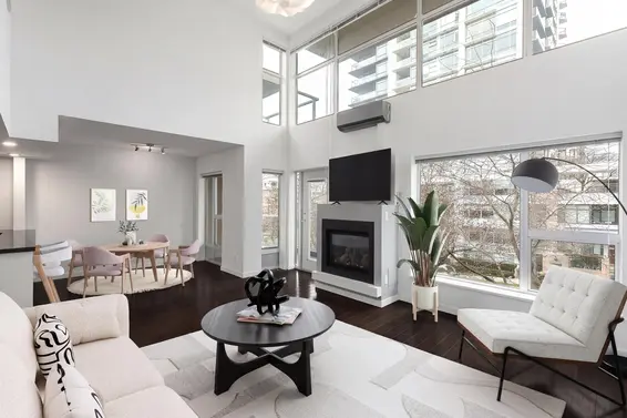 PH7 1288 Chesterfield Avenue, North Vancouver