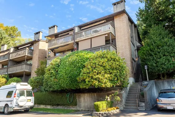 1039 Old Lillooet Road, North Vancouver