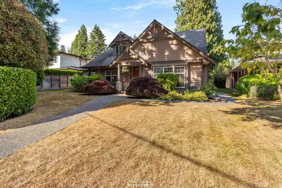 3538 Bluebonnet Road, North Vancouver