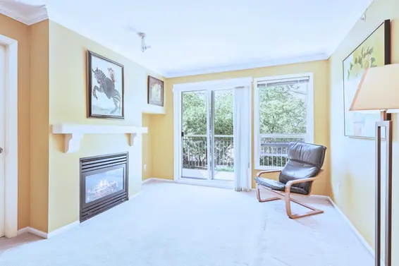 355 1100 East 29th Street, North Vancouver