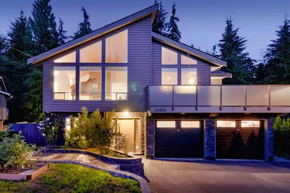 2602 Lauralynn Drive, North Vancouver