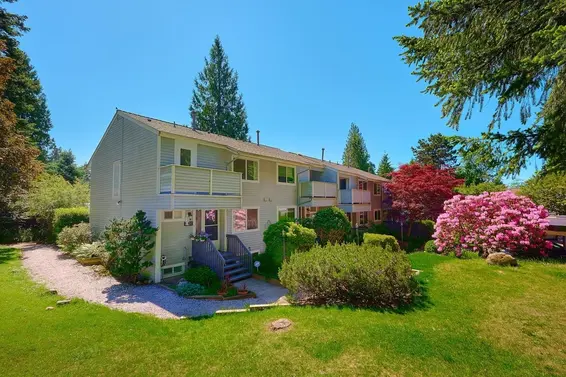 4627 Hoskins Road, North Vancouver